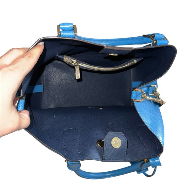 Michael Kors Vibrant Blue Tote Bag - Picture 4 of 5